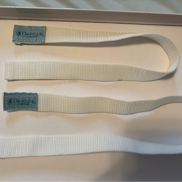 Omnilux Contour Face Mask - Picture 5 of 10